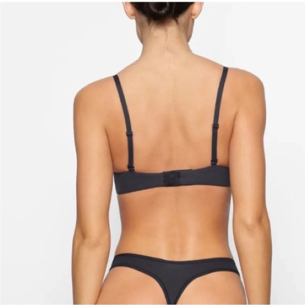 SKIMS Fits Everybody Unlined Demi‎ Bra 34DDD BR-UWR-2293 - Picture 7 of 8